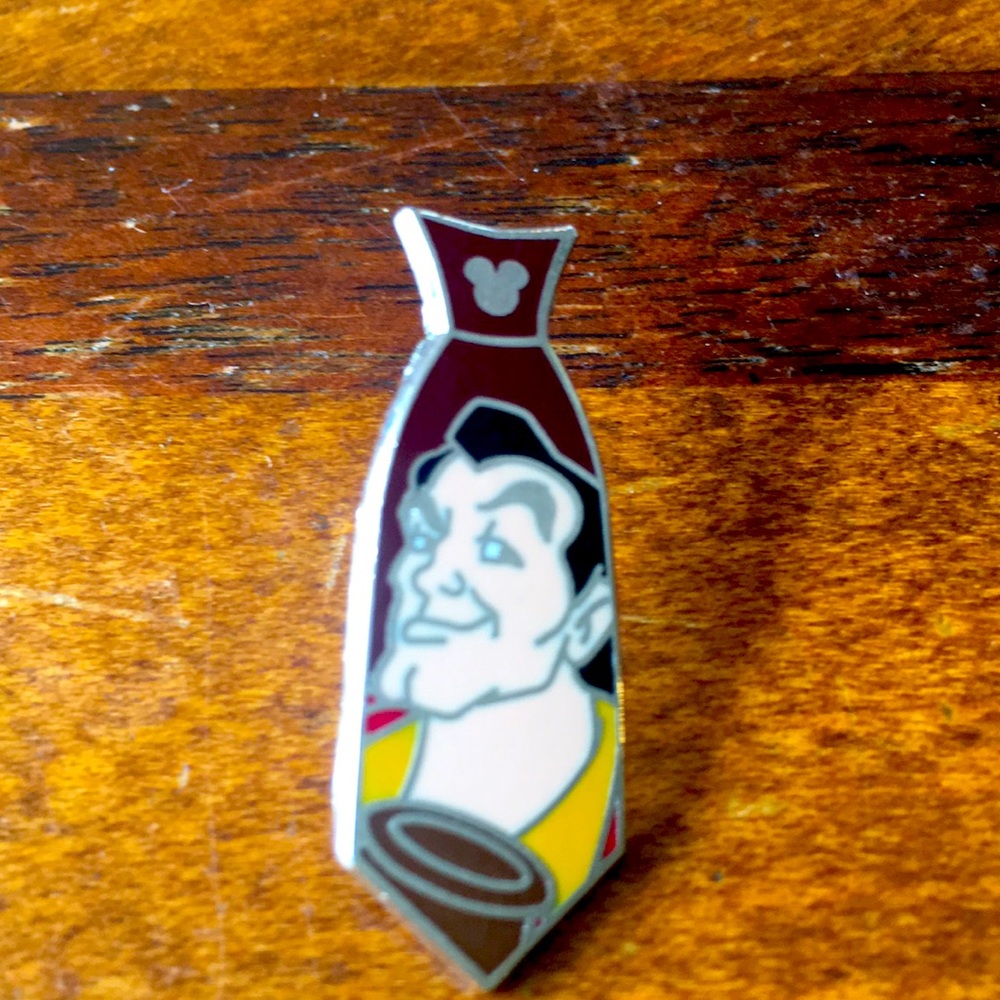 🌹NWOT Beauty & the Beast Disney Pin🌹